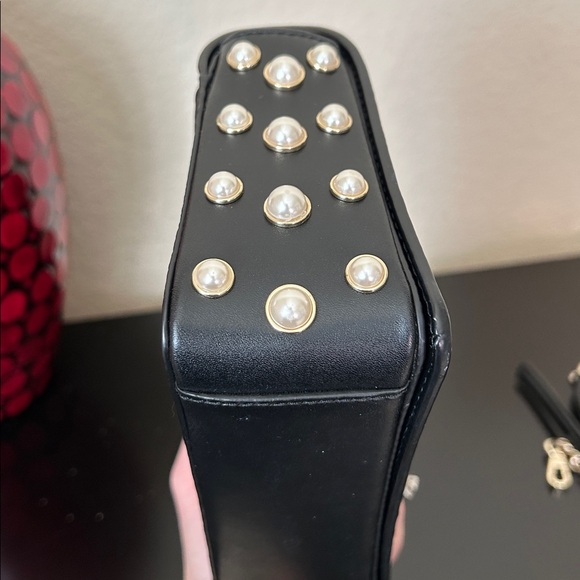 Kate Spade Serrano Place Pearl Maisie Crossbody Black Pebble Leather Pearl Studs - Picture 12 of 17